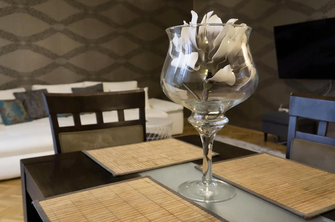 Premium Apartment By Hi5 - Lendvay Palace 부다페스트 외부 사진