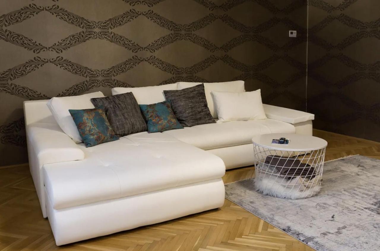 Premium Apartment By Hi5 - Lendvay Palace 부다페스트 외부 사진